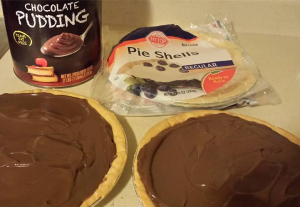 Chocolate Pudding Pies